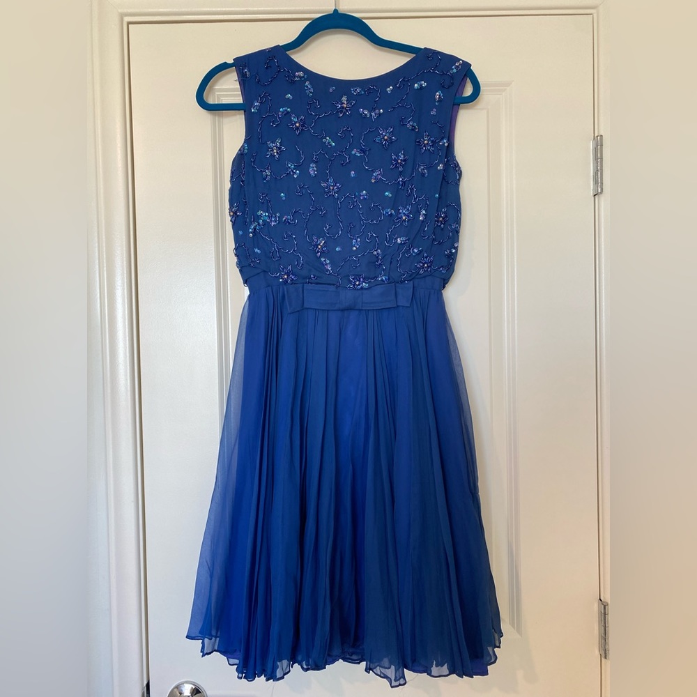 Vintage blue beaded cocktail dress. Size 6